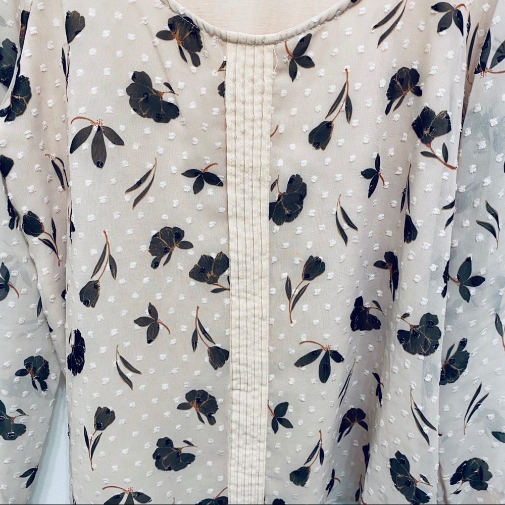 LC Lauren Conrad Pink Floral Swiss Dot Blouse - Picture 2 of 6